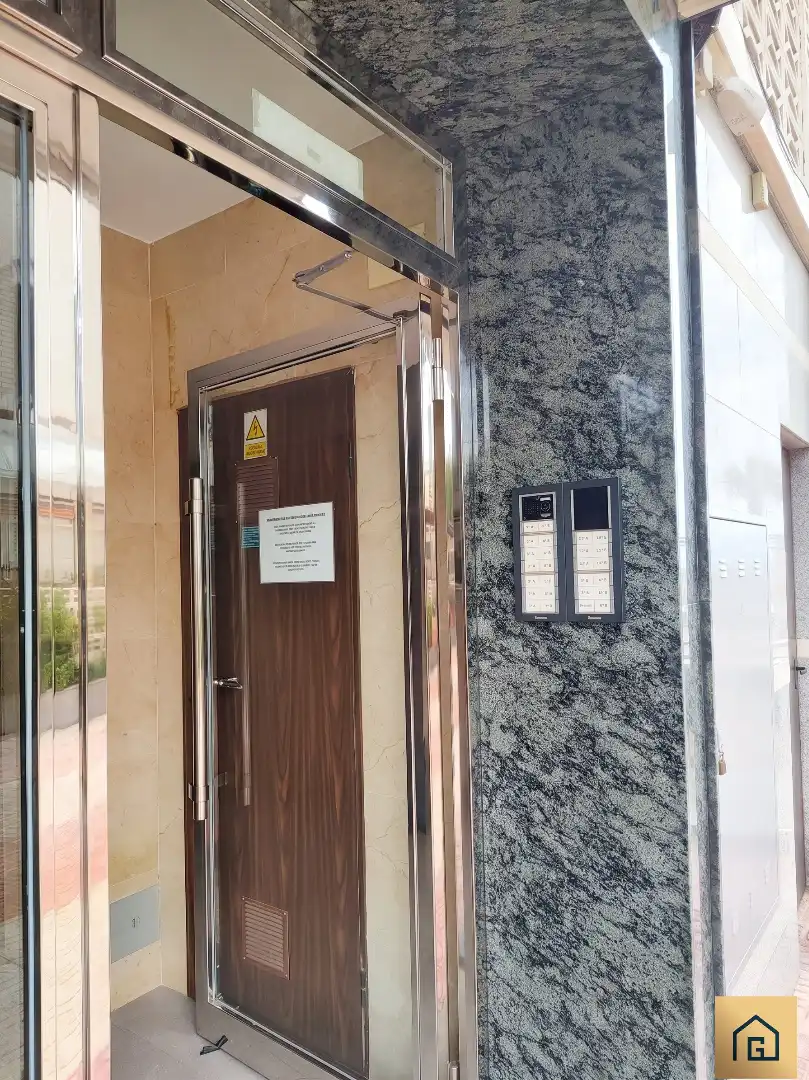 Piso en venta en Benidorm con Terraza, Amueblado y Alarma