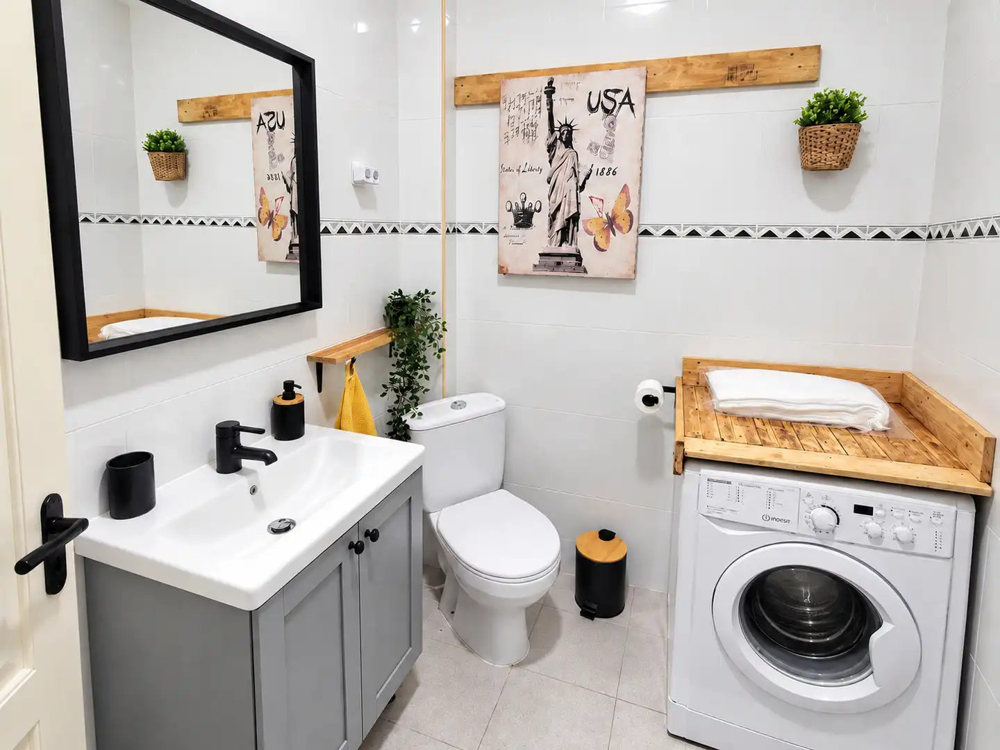 Baño de Piso de alquiler en Santander con Calefacción, Amueblado y Horno