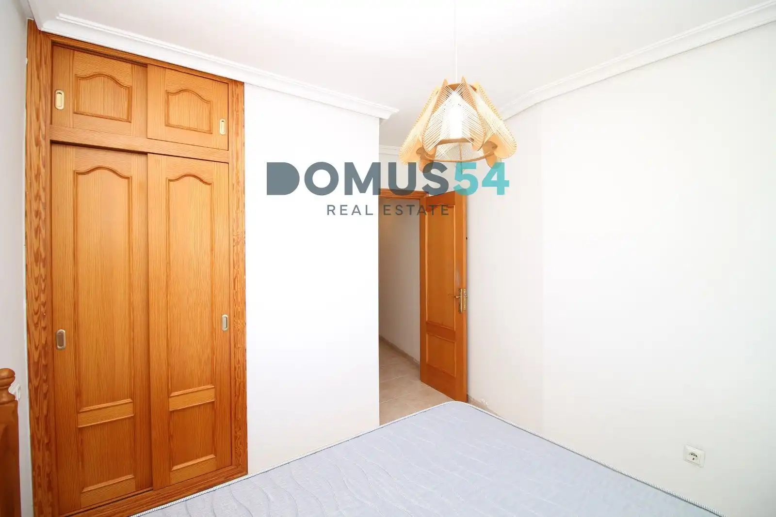 Schlafzimmer von Wohnungen zur Miete in Alcúdia mit Klimaanlage, Terrasse und Ofen