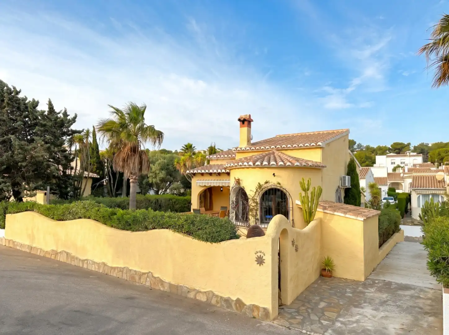 Bungalow con piscina in vendita a Cumbre del Sol