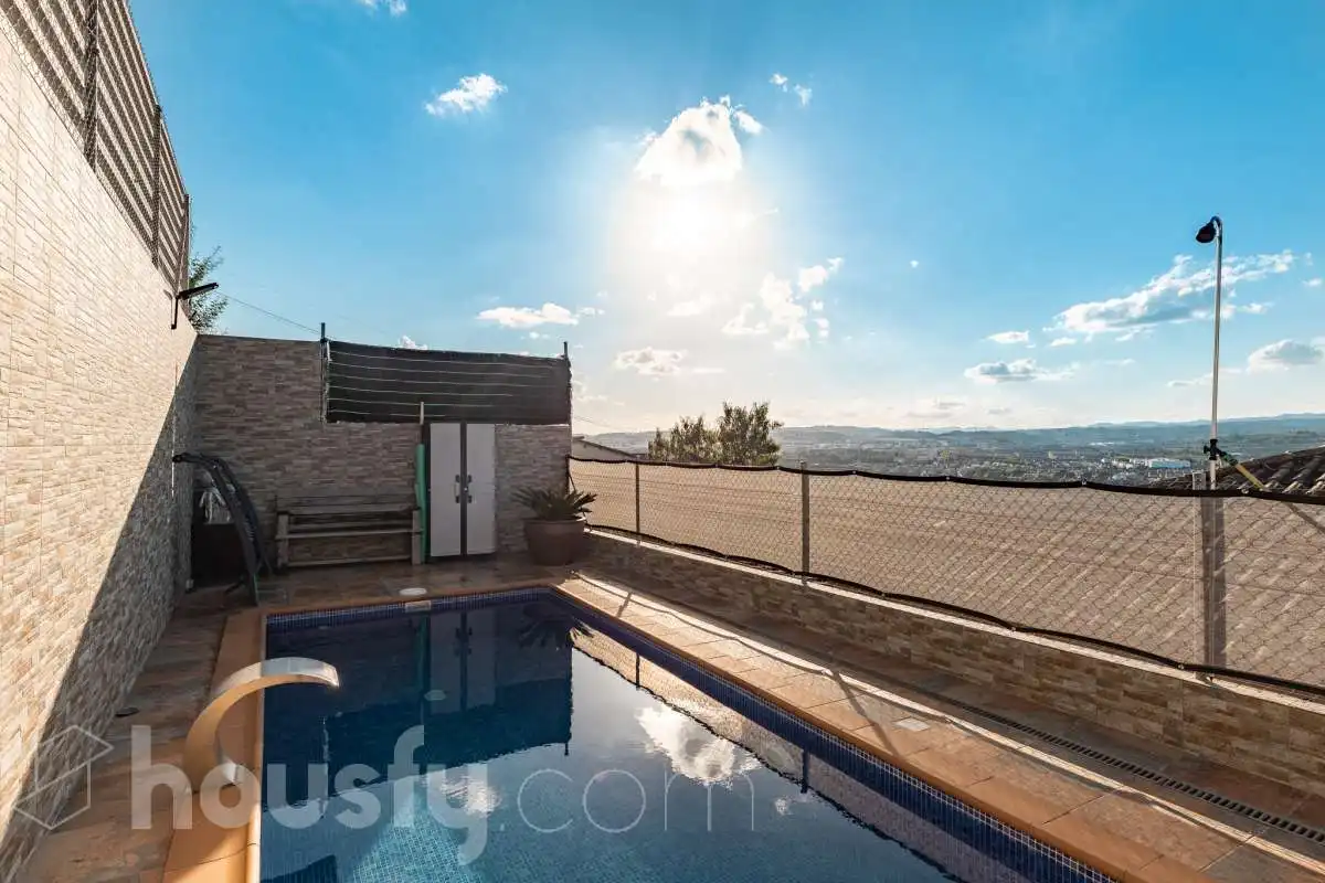 Piscina de Casa o xalet en venda en Abrera, Barcelona