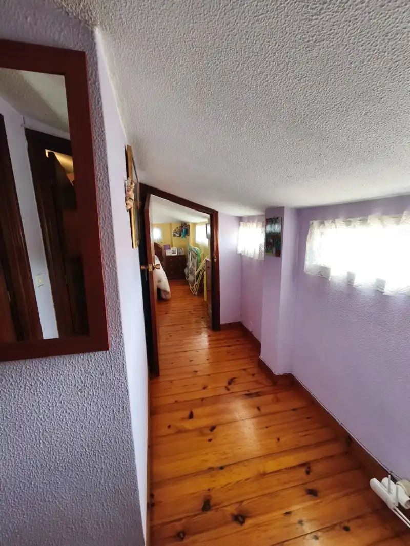 Casa o chalet en venta en Camargo con Jardín privado, Terraza y Amueblado
