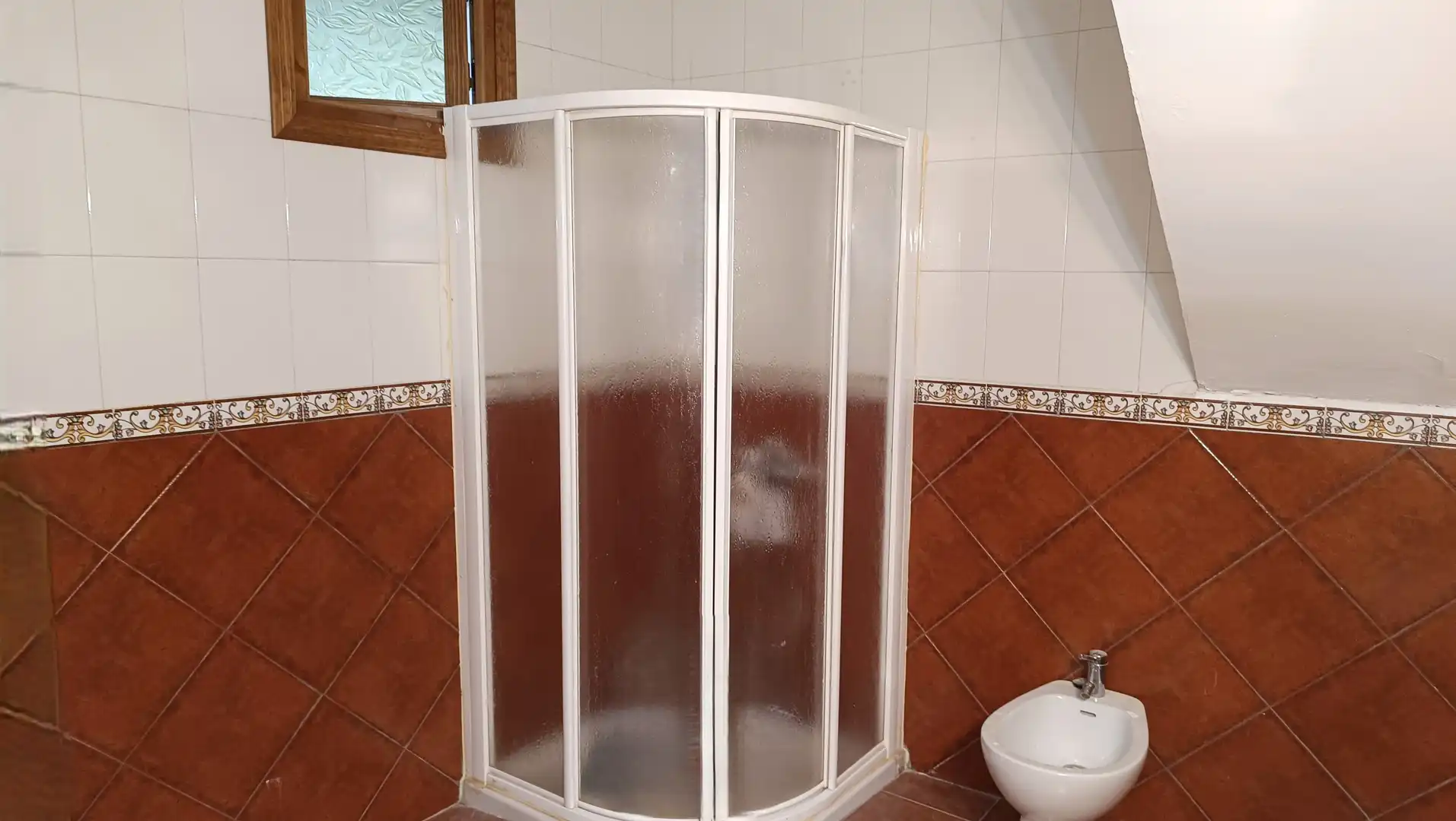 Bany de Casa o xalet en venda en Guadalupe amb Jardí privat i Terrassa