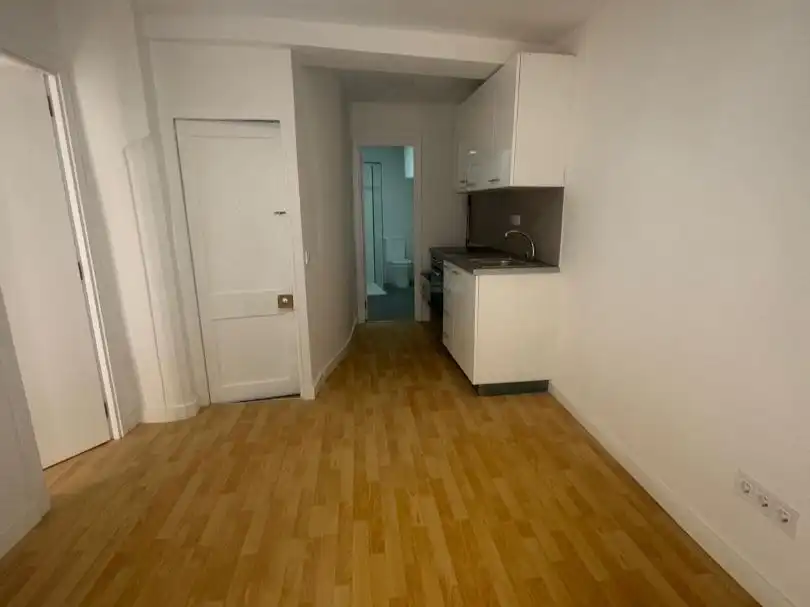 Flat for sale in carrer de puigmercadal 3