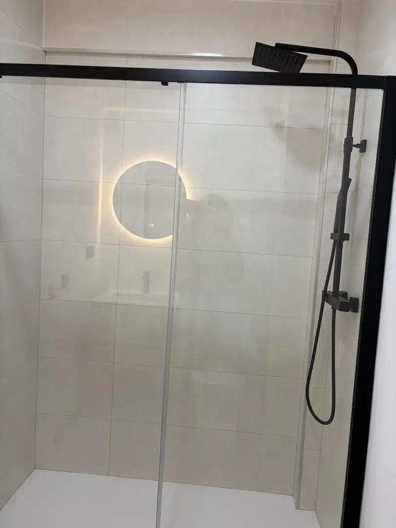 Baño de Piso en venta en Málaga con Aire acondicionado