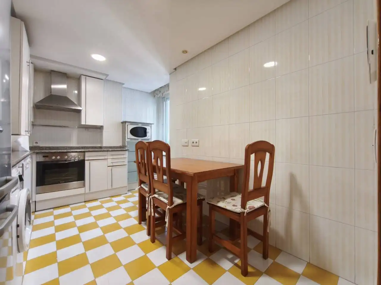 Kitchen of Flat for sale in Burgos  with Heating and Storage room