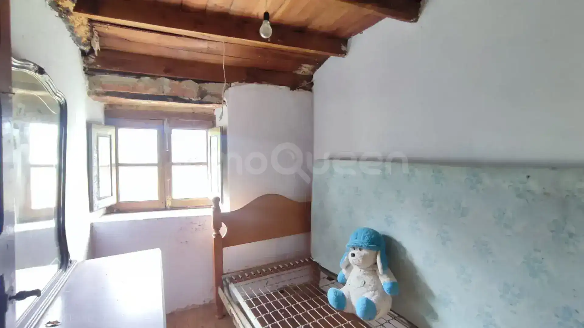 Casa o xalet en venda en Belmonte de Miranda amb Jardí privat