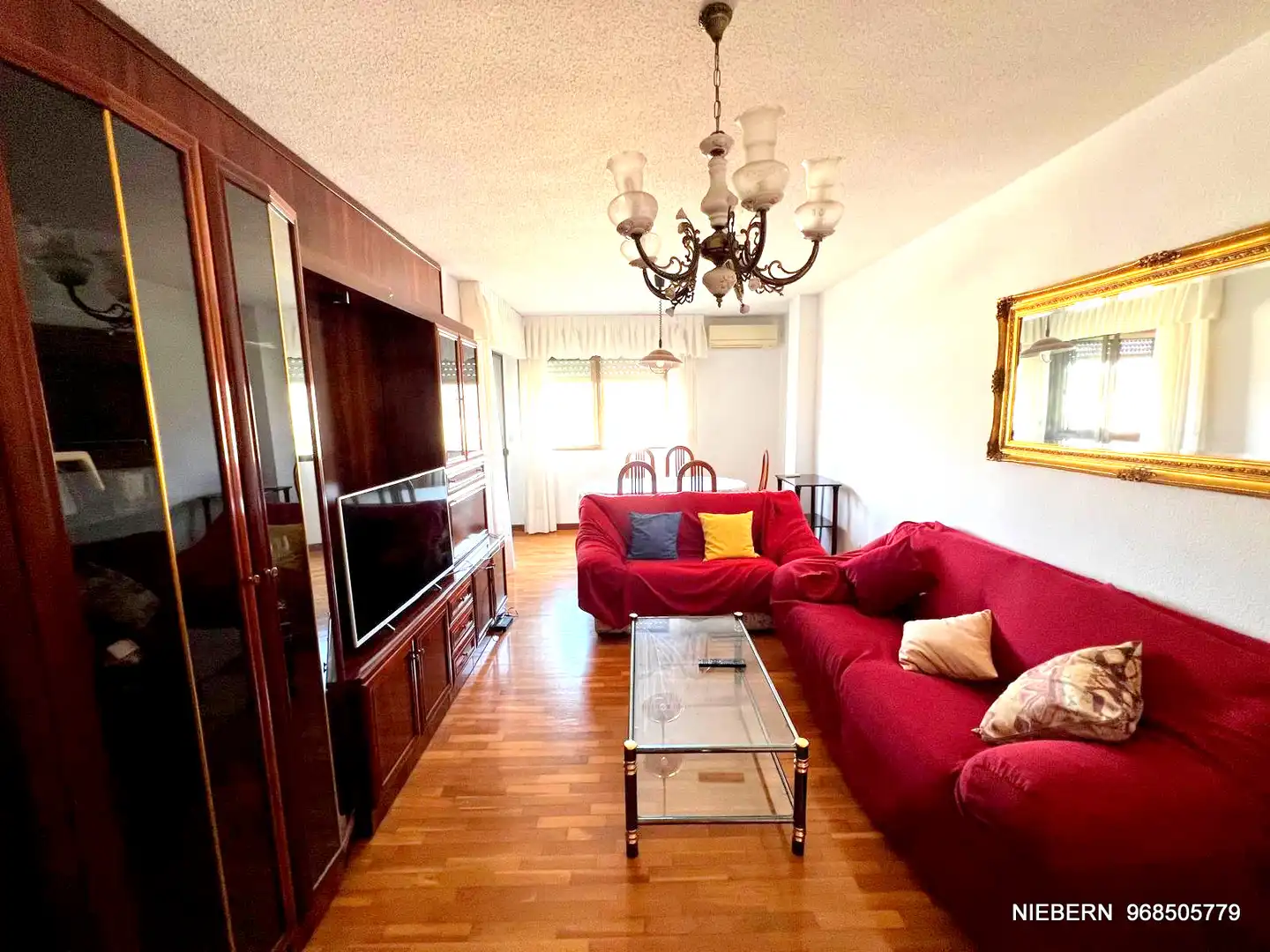 Appartamento con terrazza in affitto a Calle Doctor Luis Calandre 18, imagen 56