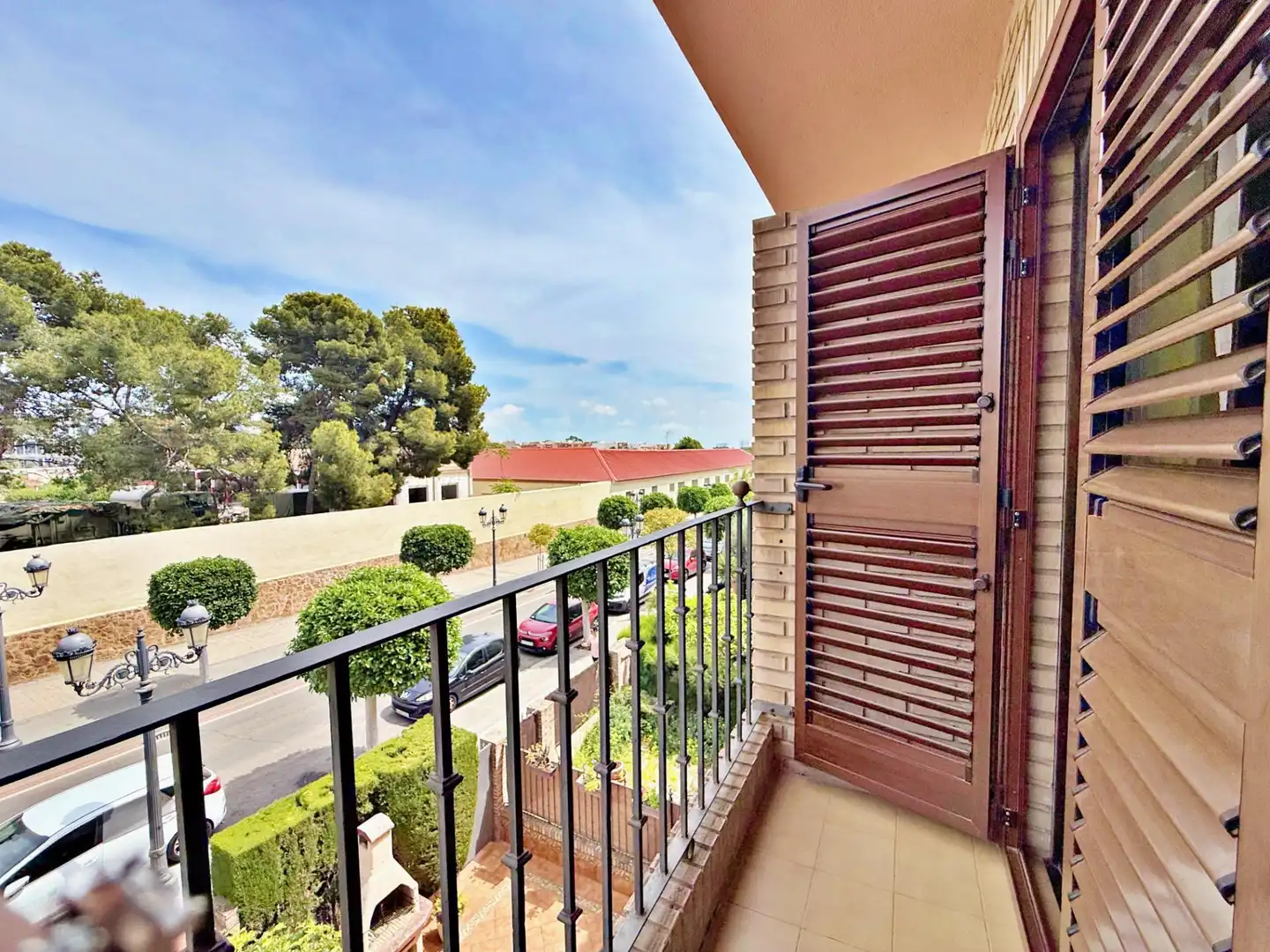 Terraza de Casa adosada en venta en Paterna con Aire acondicionado, Jardín privado y Trastero