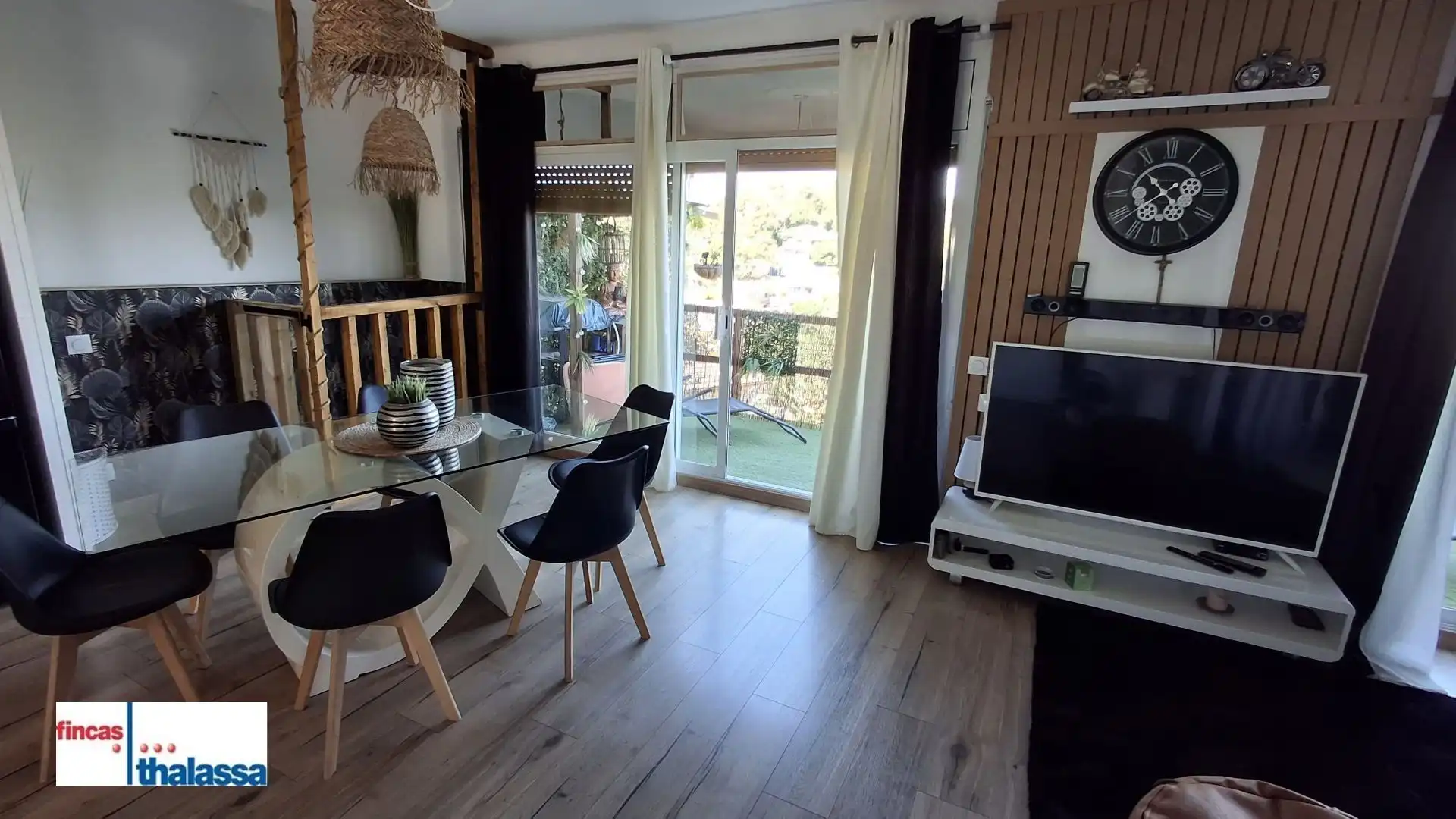 Menjador de Casa o xalet en venda en Lloret de Mar amb Aire condicionat, Calefacció i Jardí privat