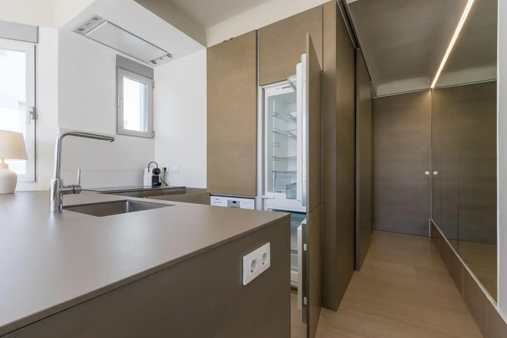 Cuina de Àtic de lloguer en Madrid amb Aire condicionat, Calefacció i Terrassa