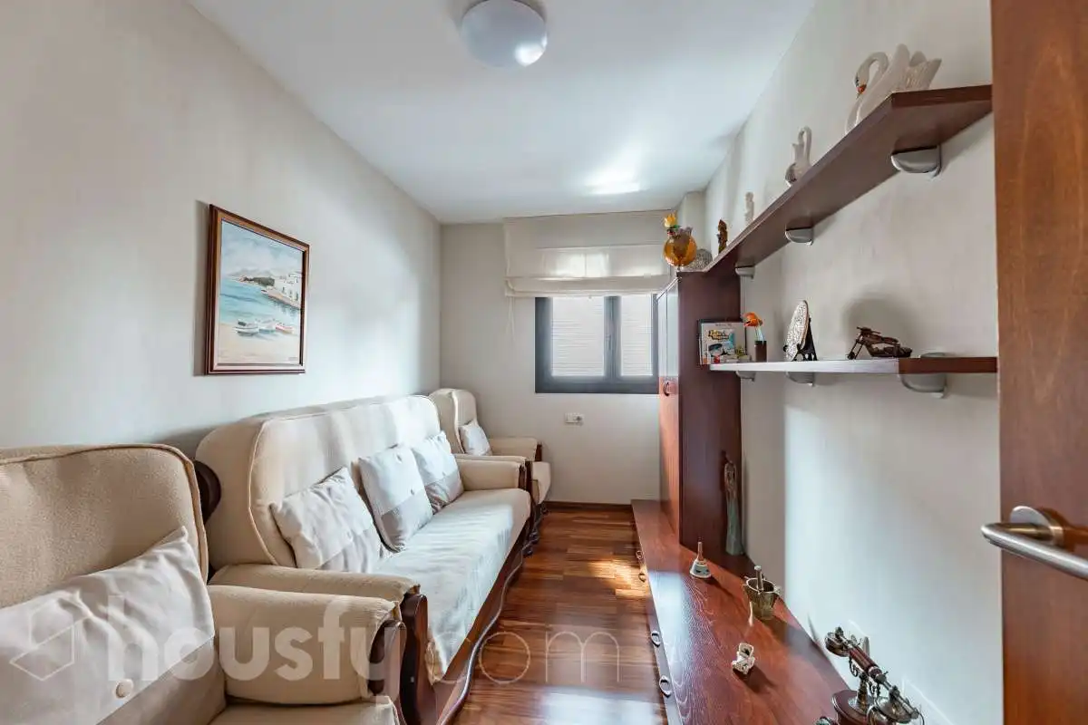 Habitación de Piso en venta en Esplugues de Llobregat con Aire acondicionado, Calefacción y Parquet