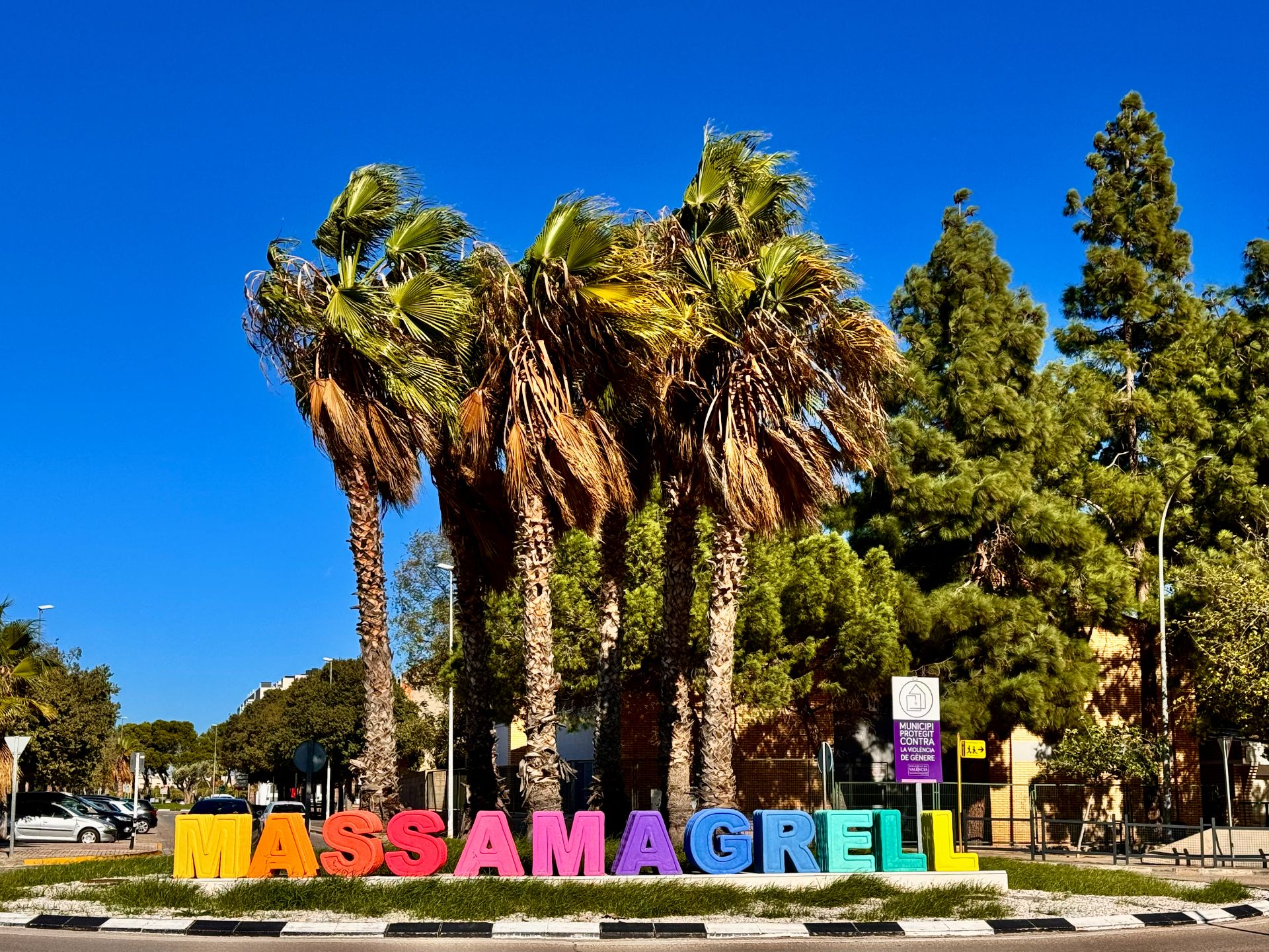 Vista exterior de Edifici en venda en Massamagrell