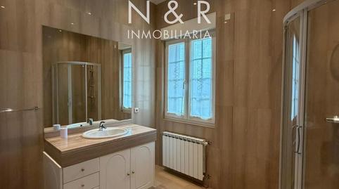 Foto 5 de Casa adosada de alquiler en Santomil, Parroquias de Santiago, Santiago de Compostela