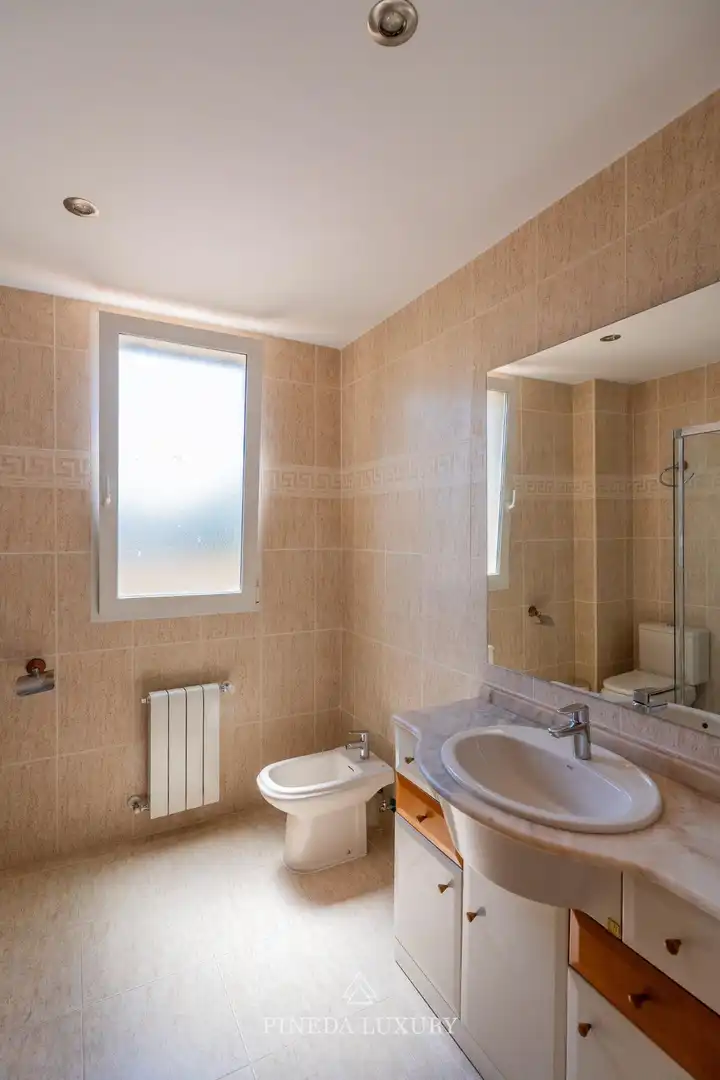 Baño de Casa o chalet de alquiler en Puçol con Calefacción, Jardín privado y Terraza