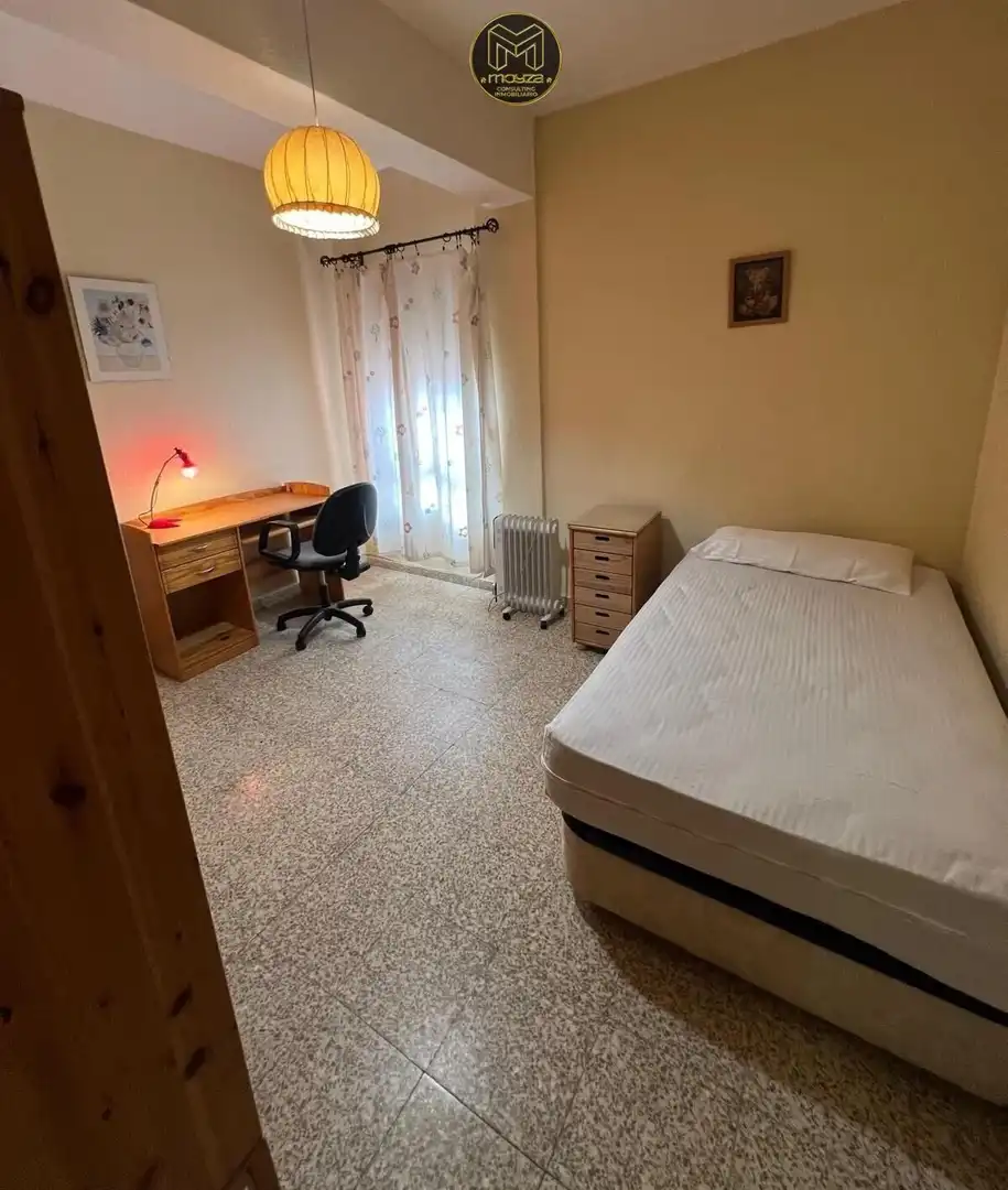 Schlafzimmer von Wohnung zum Verkauf in Linares mit Klimaanlage, Terrasse und Abstellraum