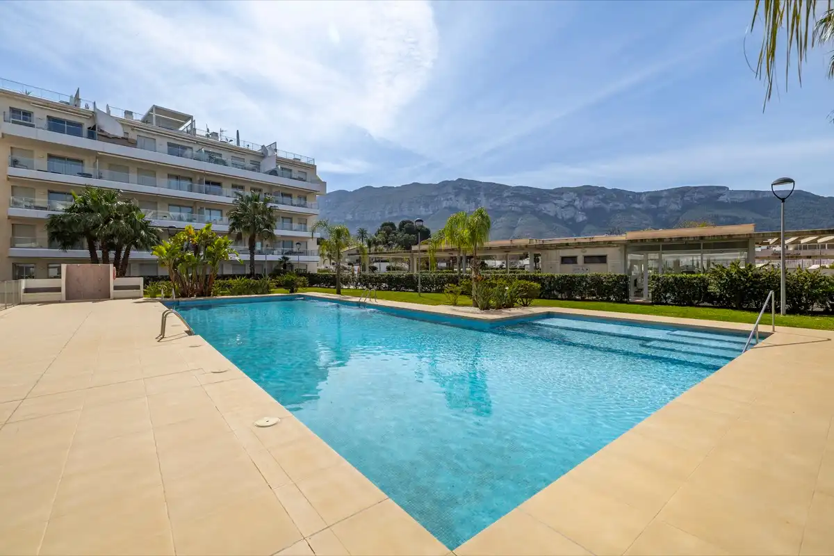 Schwimmbecken von Dachboden zum Verkauf in Dénia mit Klimaanlage, Heizung und Terrasse
