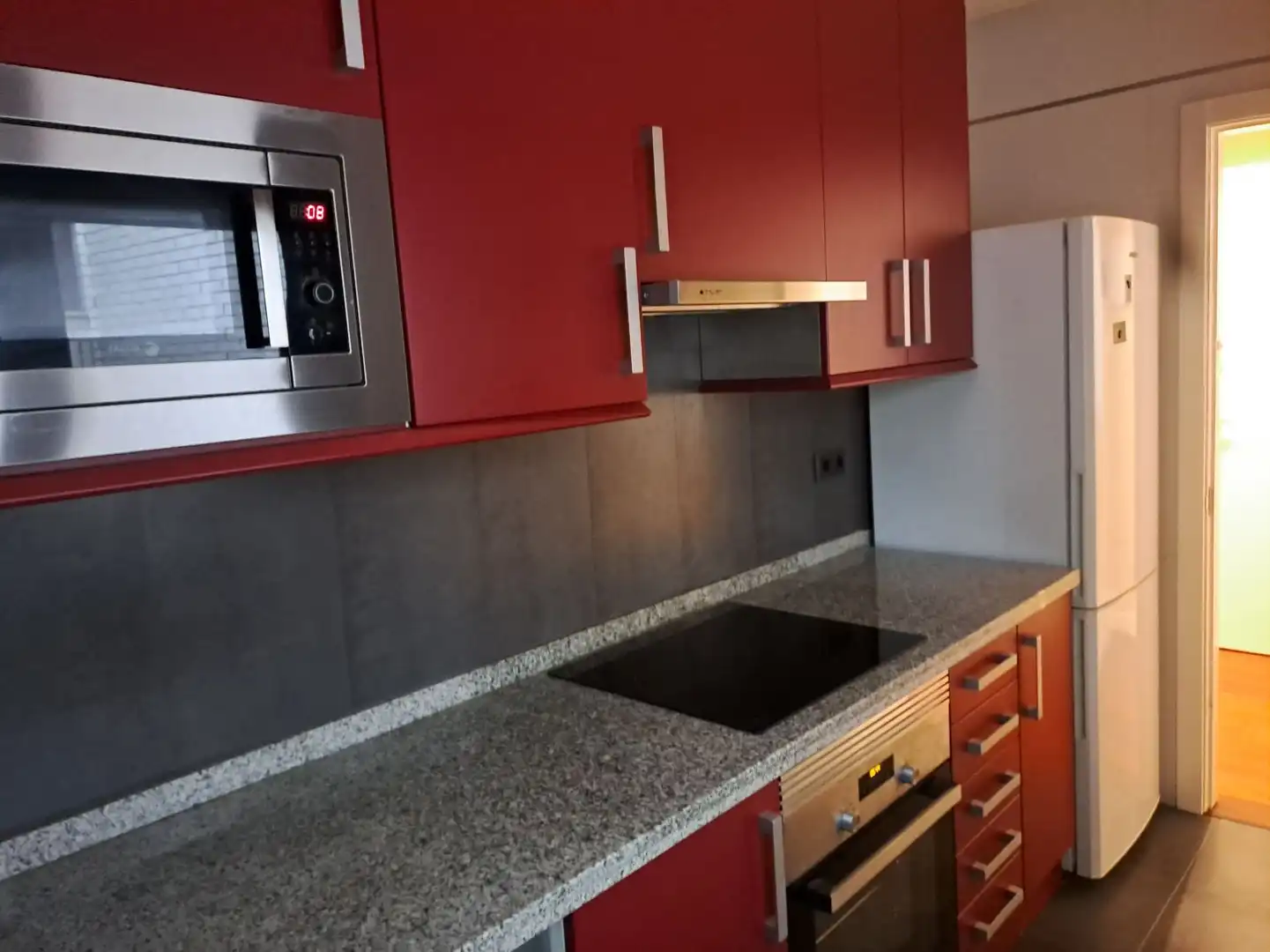 Küche von Wohnung zur Miete in Oviedo  mit Möbliert und Balkon