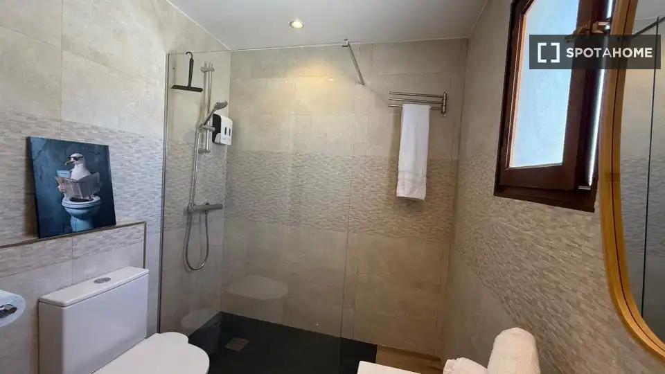 Bany de Apartament per a compartir en La Manga del Mar Menor amb Aire condicionat, Terrassa i Moblat