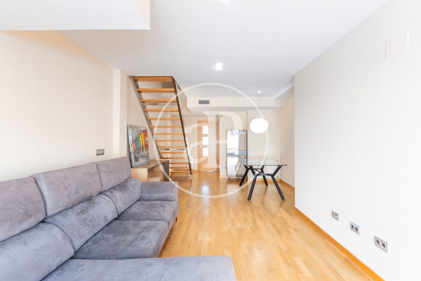 Vista exterior de Ático de alquiler en  Valencia Capital con Aire acondicionado, Calefacción y Terraza