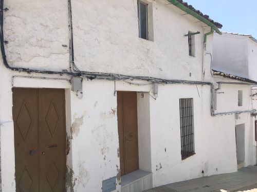 Vista exterior de Casa adosada en venda en Constantina