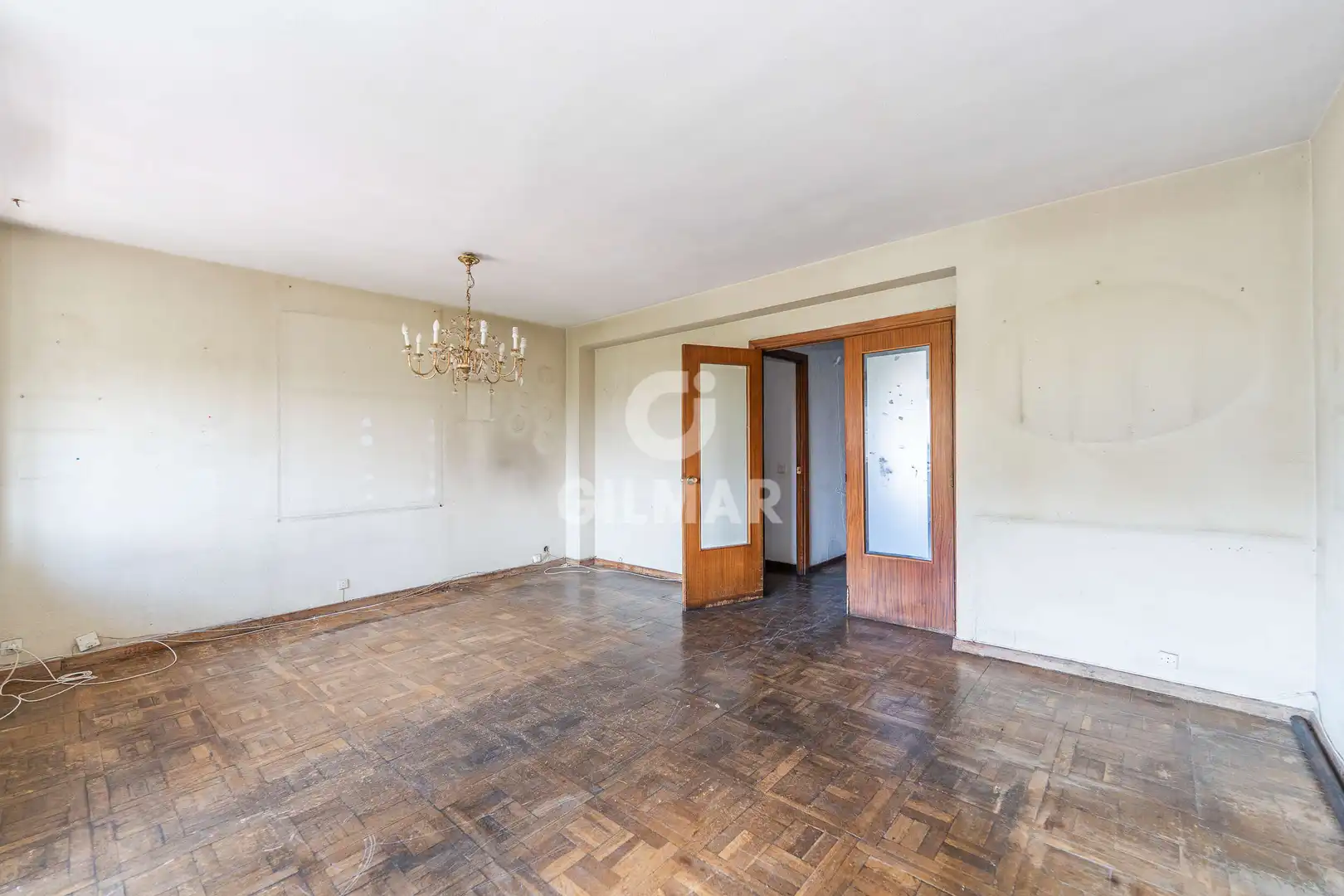 Habitación de Piso en venta en Madrid con Calefacción, Trastero y Balcón