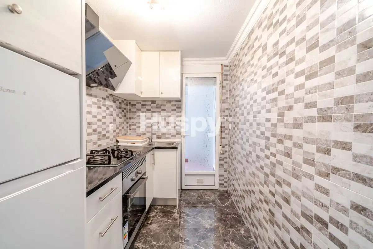 Kitchen of Flat for sale in Torrevieja  with Air Conditioner, Heating and Terrace