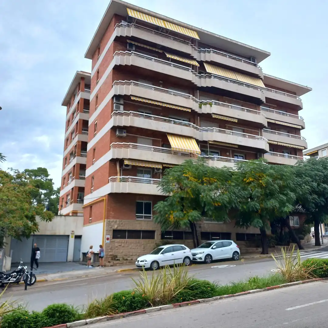 Erdgeschosswohnung mit Aufzug zum Verkauf in CATALUNYA