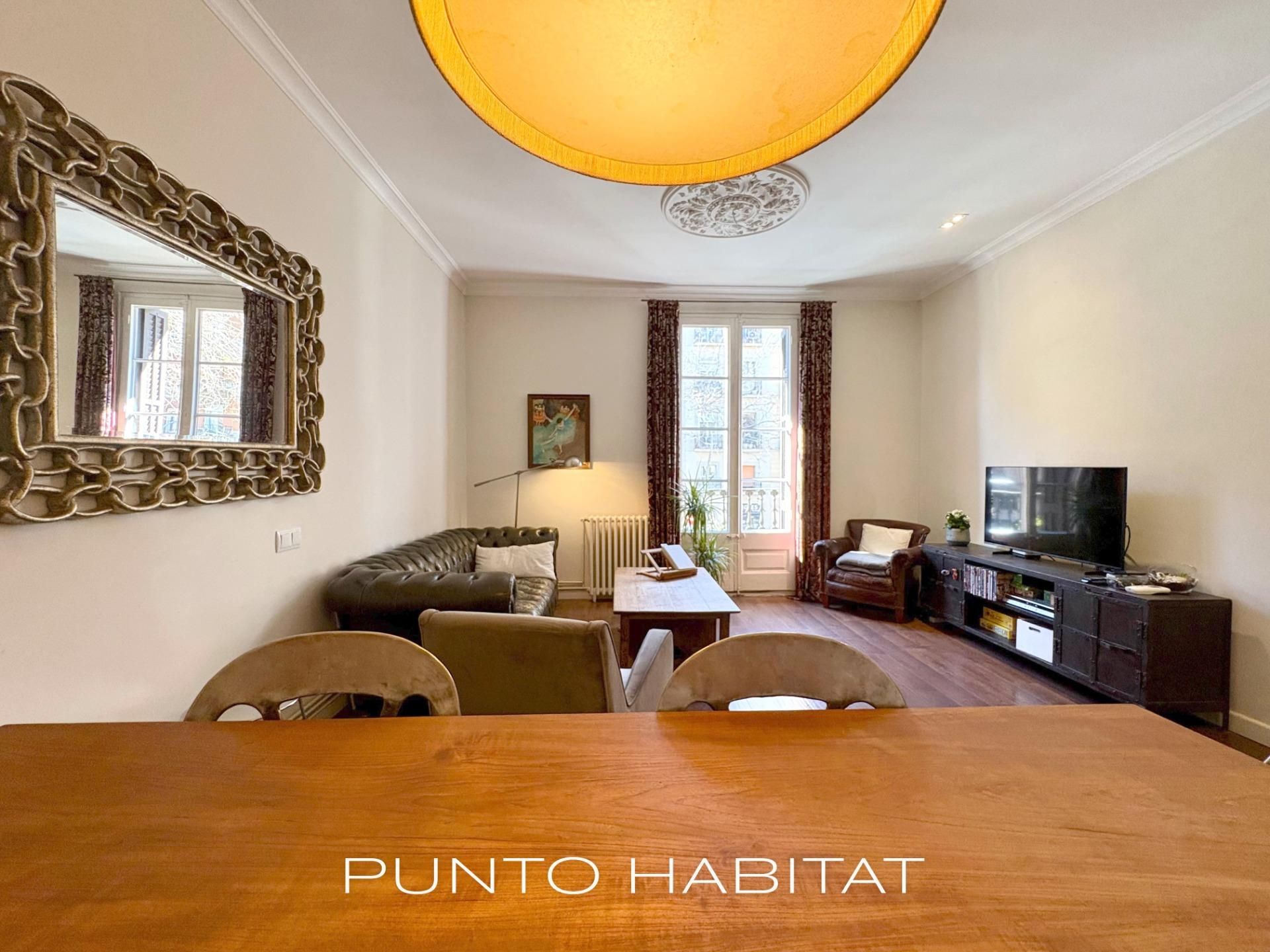 Sala d'estar de Pis en venda en  Barcelona Capital amb Aire condicionat, Calefacció i Parquet