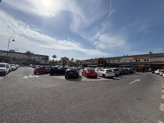 Local comercial en Alquiler en La Cala Mijas