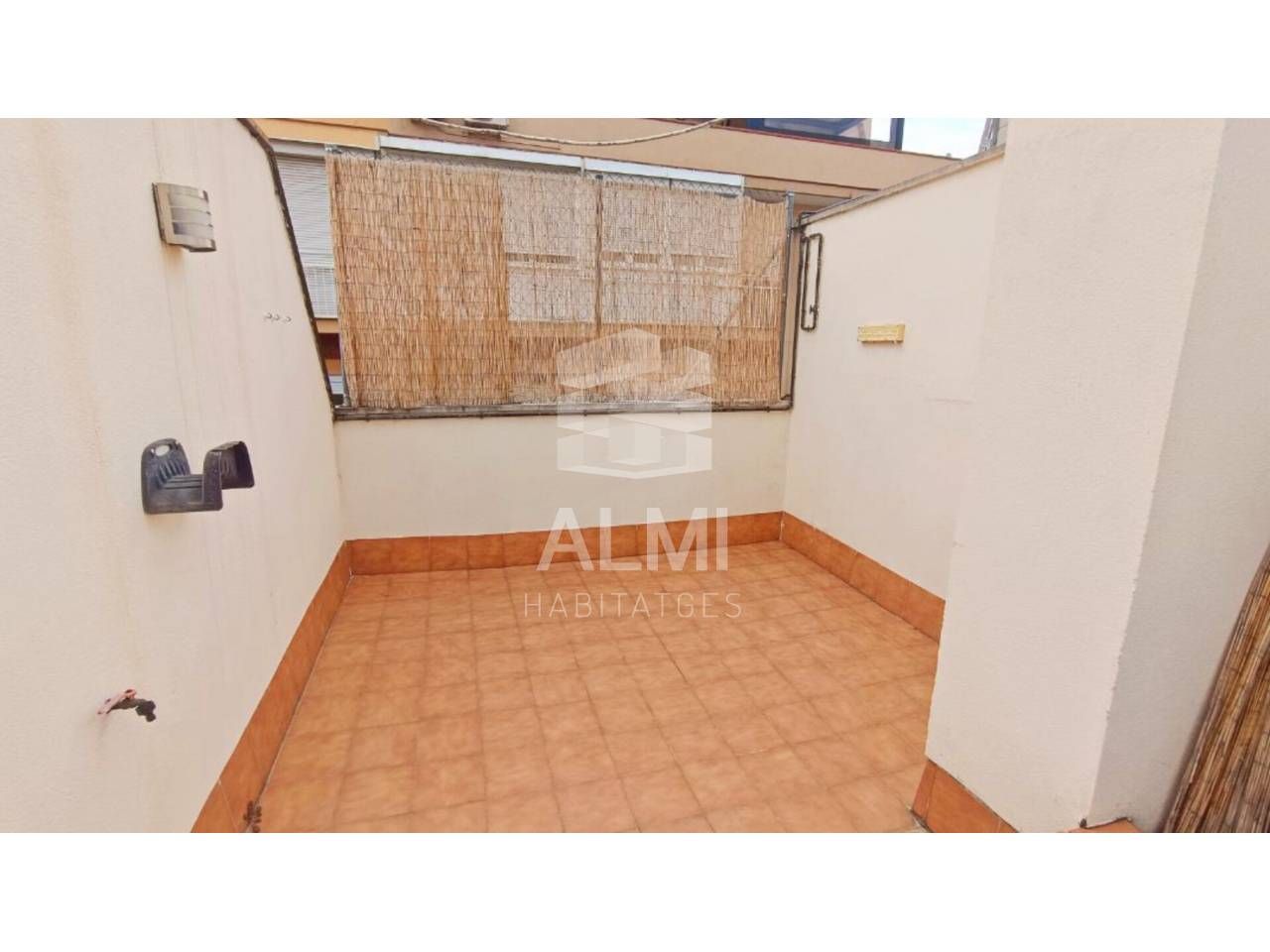 Balcony of House or chalet for sale in  Barcelona Capital  with Air Conditioner, Heating and Terrace