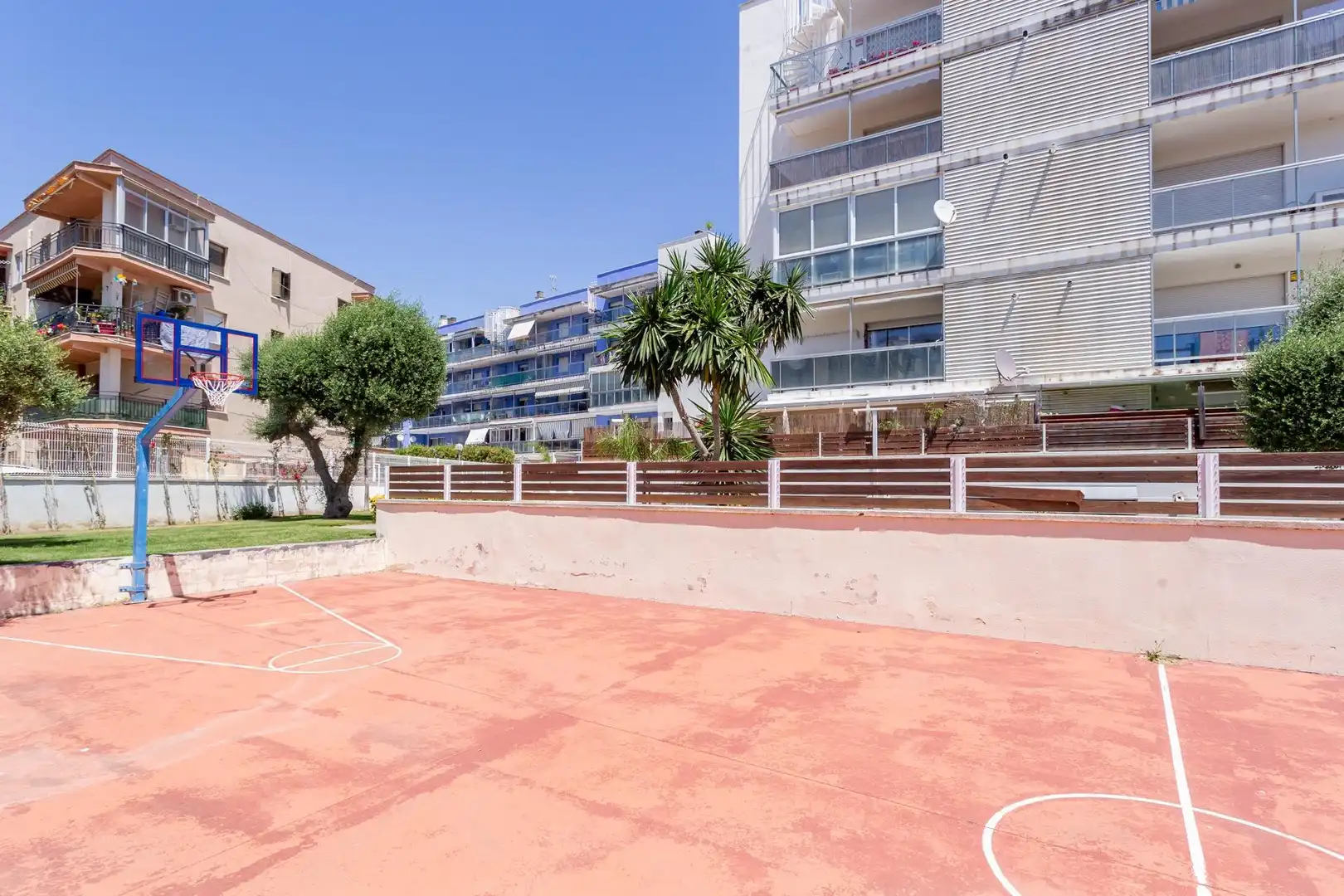 Aparcament de Àtic en venda en Salou amb Aire condicionat, Calefacció i Jardí privat