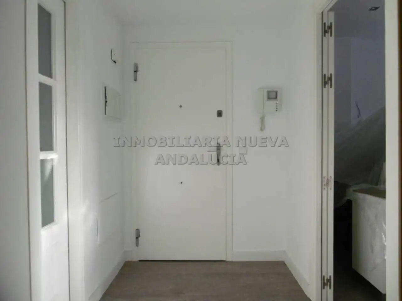 Piso de alquiler en Almería con Aire acondicionado, Parquet y Amueblado