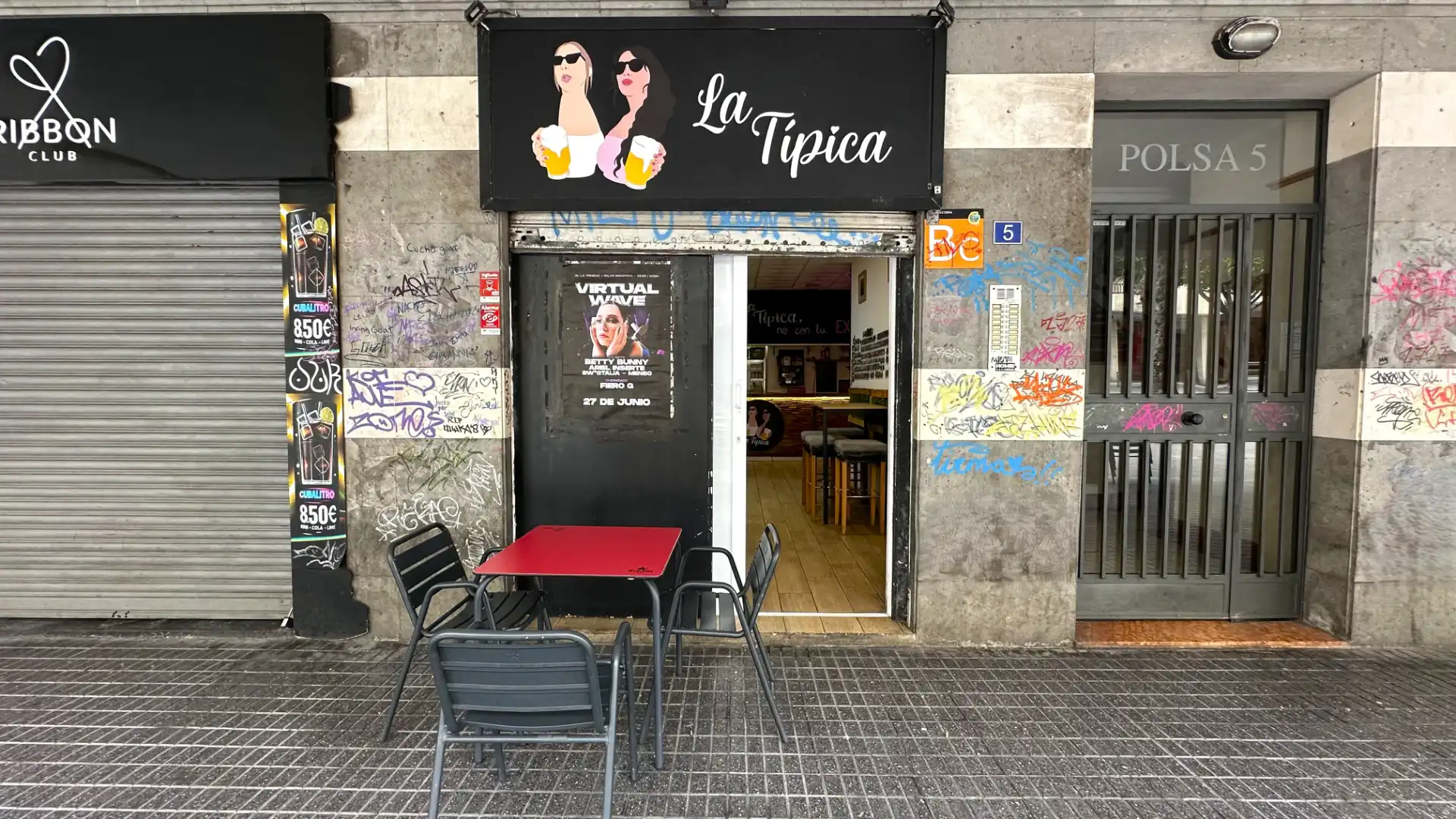 Local en traspaso en San Cristóbal de la Laguna con Aire acondicionado, Terraza y Amueblado
