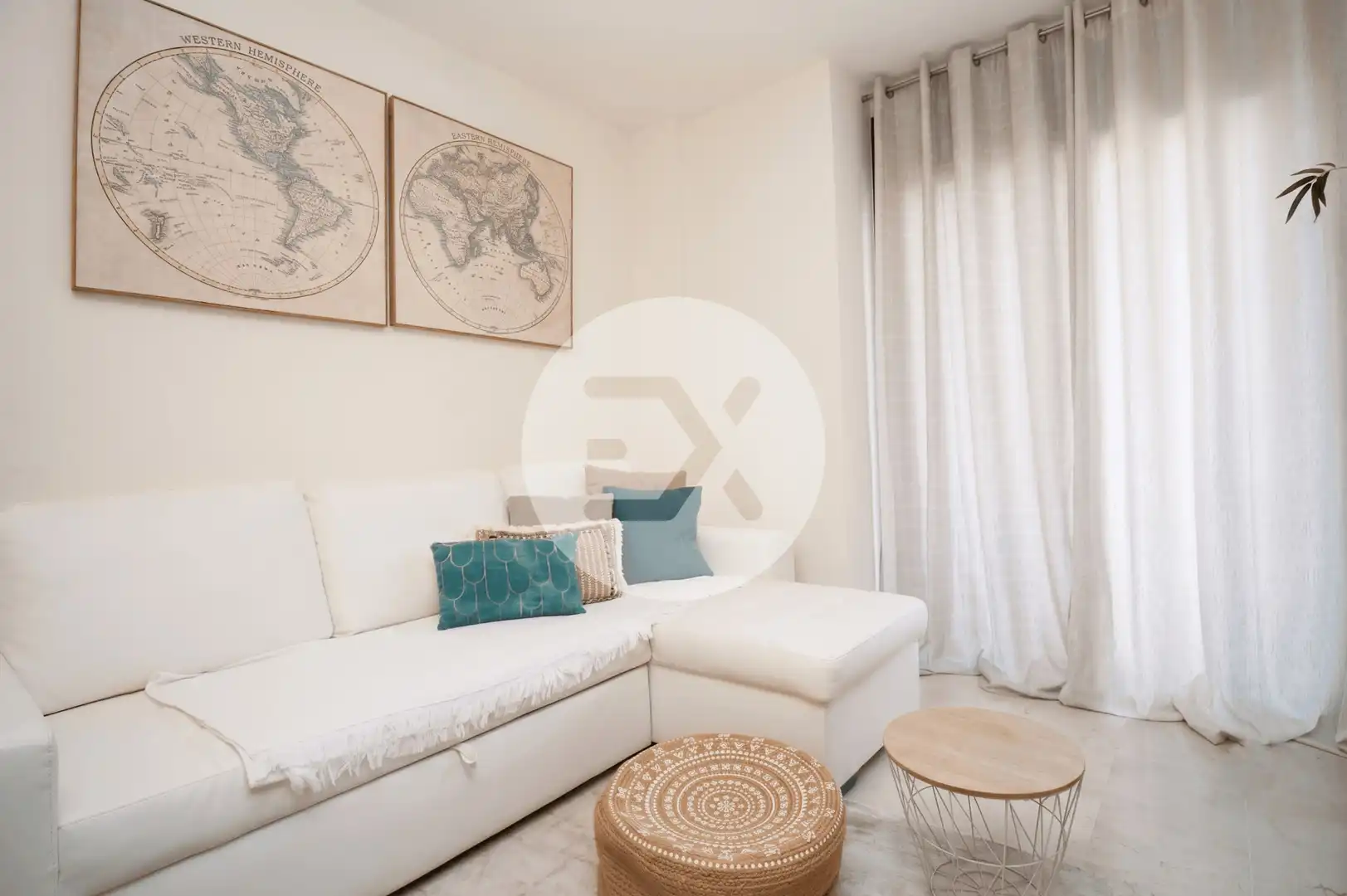 Living room of Flat for sale in Castelldefels  with Air Conditioner, Heating and Oven