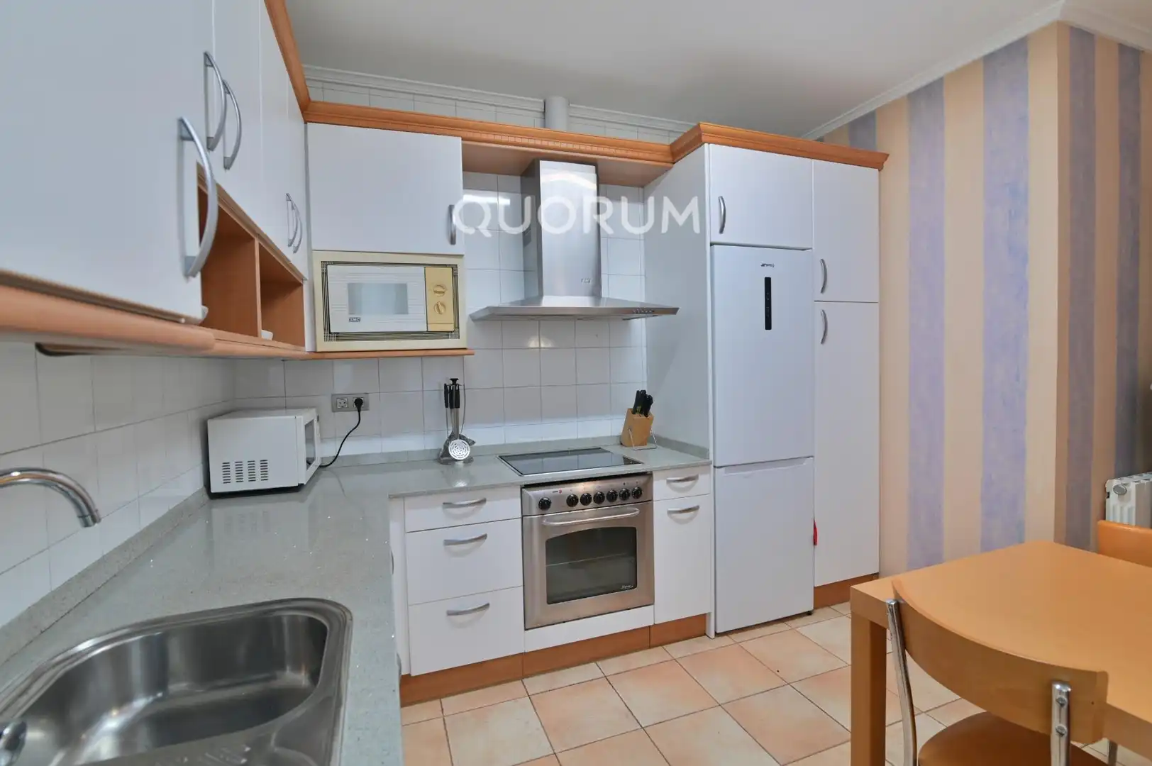 Kitchen of Flat for rent in Indautxu