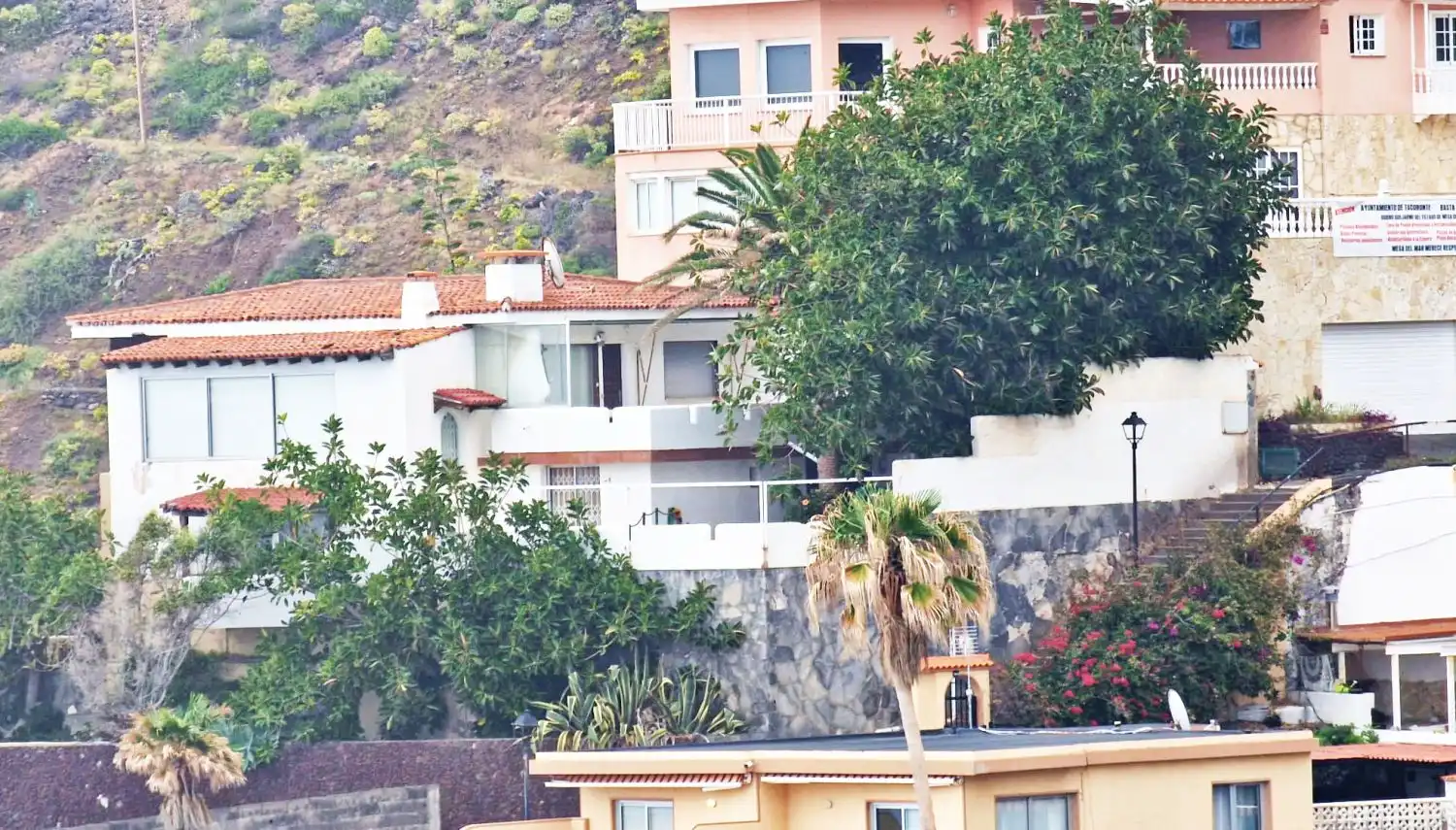 Vista exterior de Casa o xalet en venda en Tacoronte amb Jardí privat i Piscina