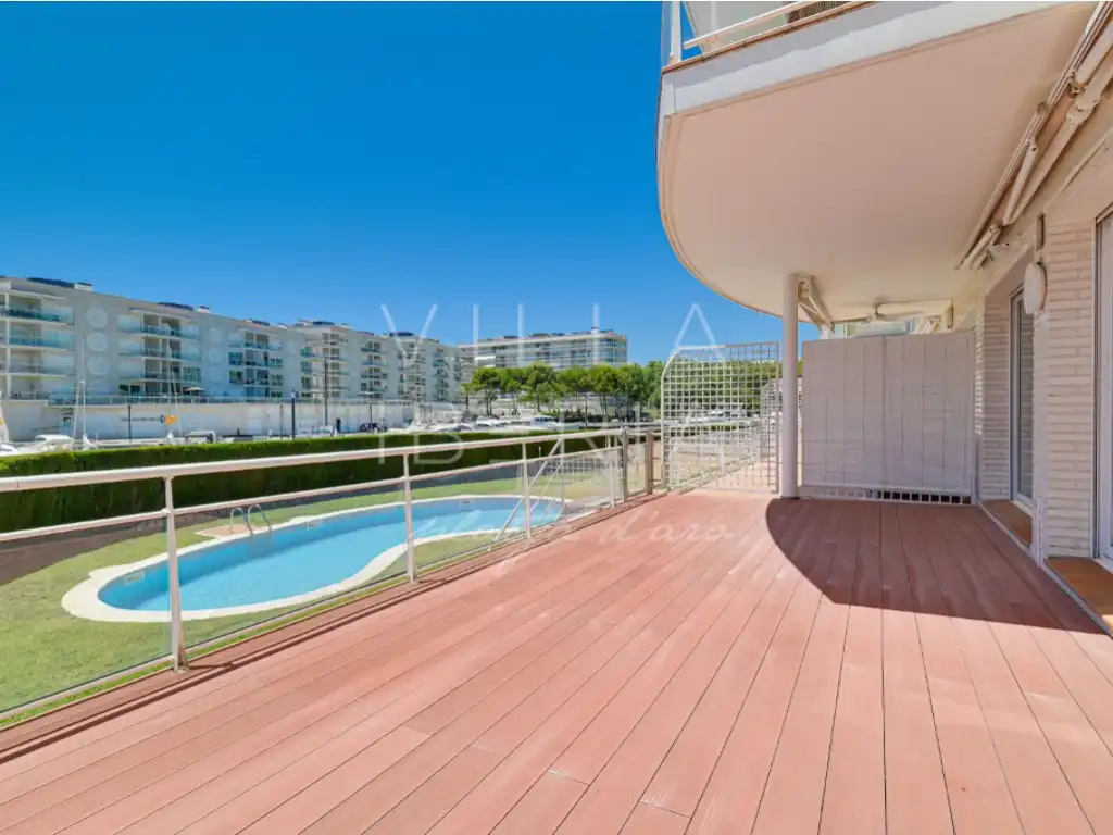 Apartament amb piscina en venda a Avenida Catalans Universals Dels 8, imagen 2