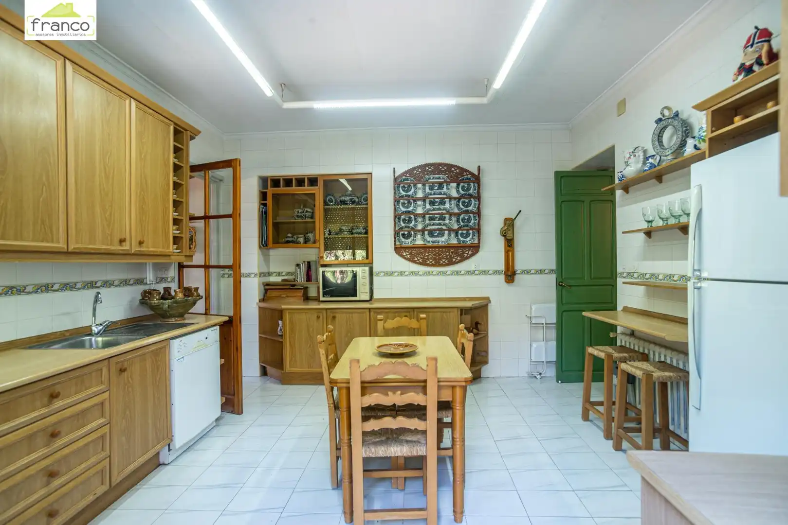 Cocina de Casa o chalet en venta en Murcia con Jardín privado, Terraza y Trastero