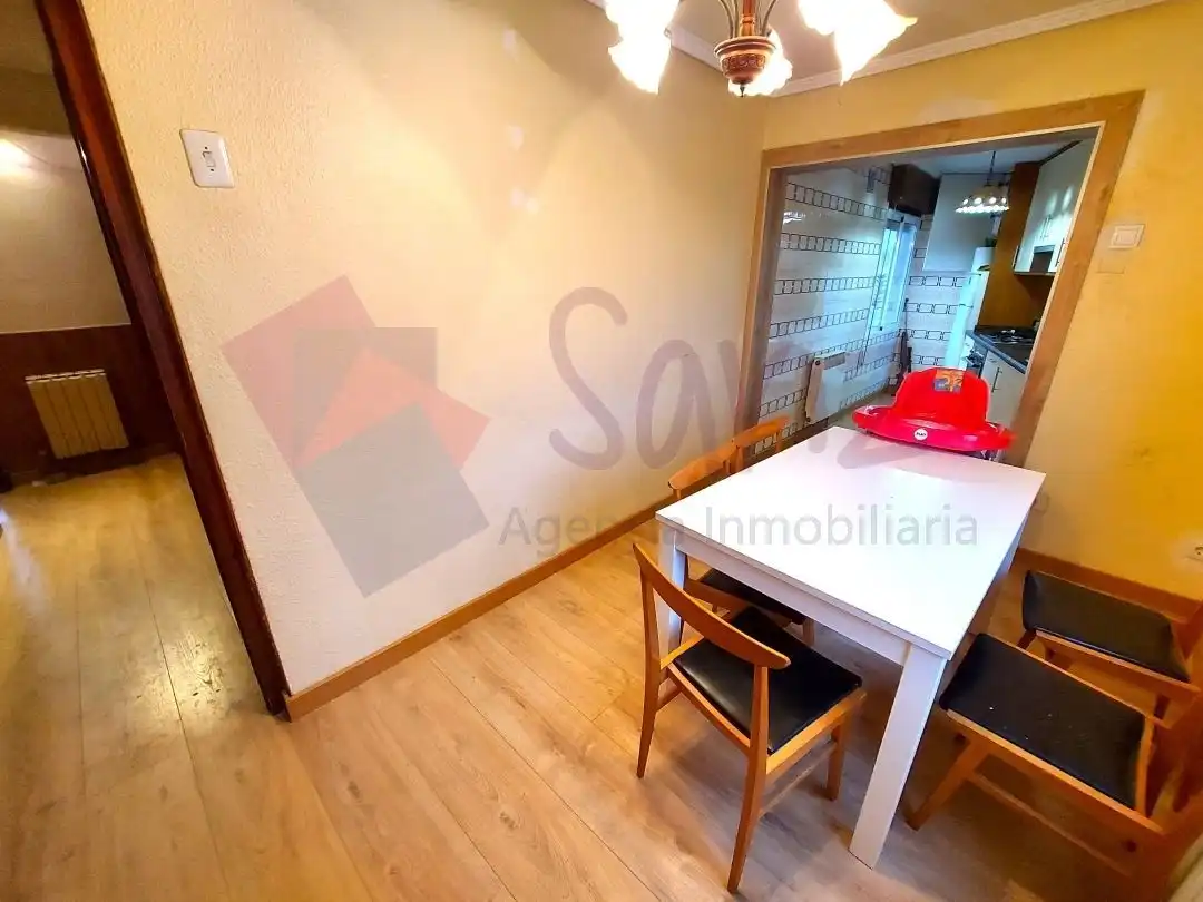 Casa o chalet en venta en Hervías con Terraza, Trastero y Balcón