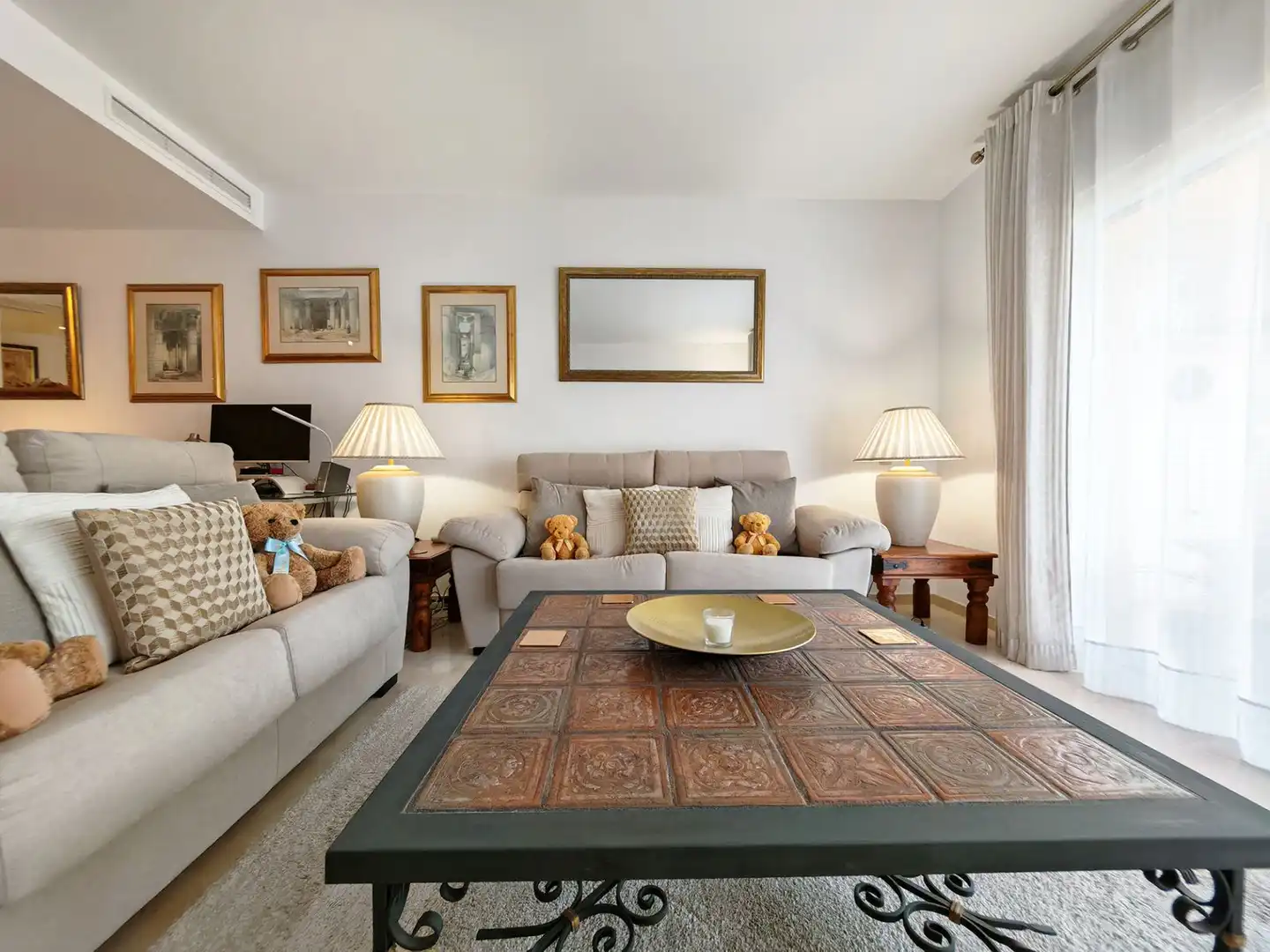 Wohnzimmer von Wohnungen zum Verkauf in Marbella mit Terrasse, Möbliert und Gemeinschaftspool