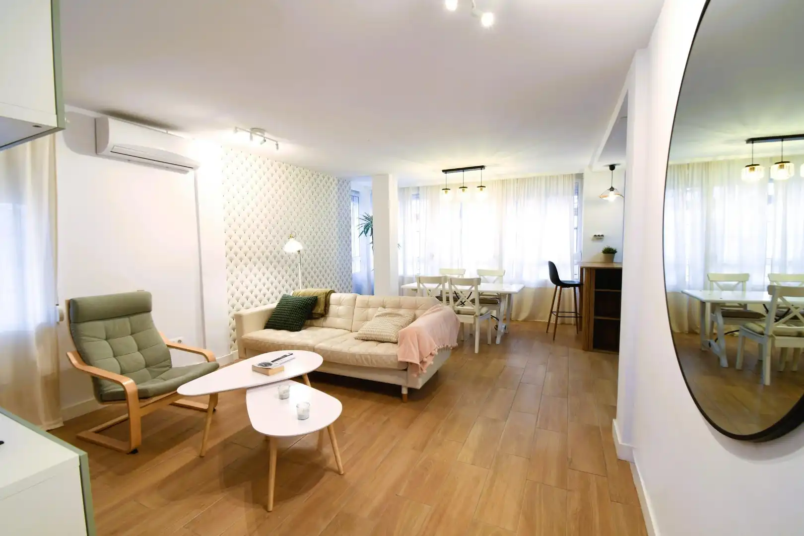 Living room of Flat for sale in Jerez de la Frontera  with Air Conditioner, Terrace and Furnished