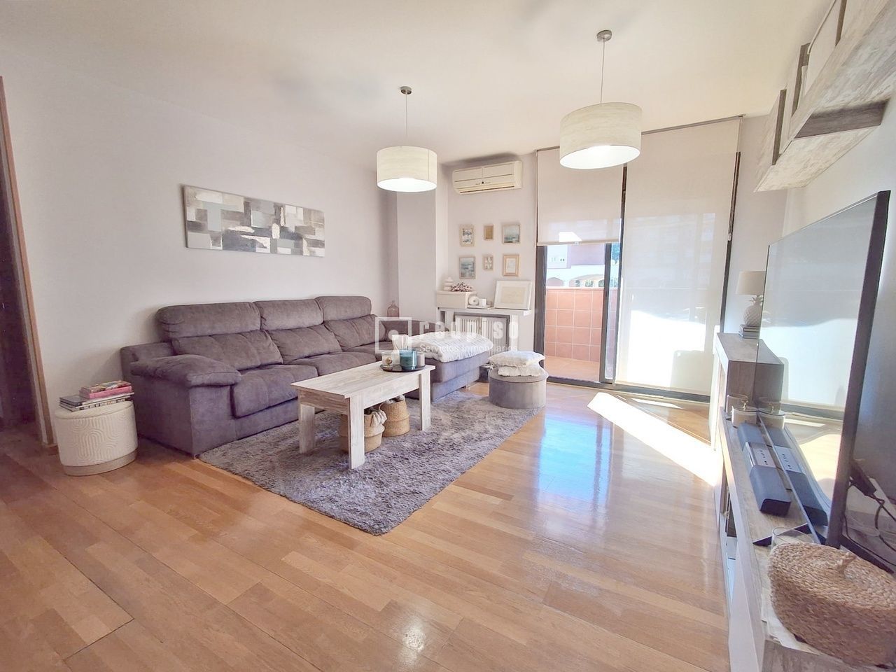 Sala d'estar de Pis en venda en Alcorcón amb Aire condicionat, Calefacció i Parquet