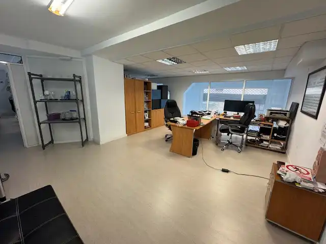 Business premises for sale in Carrer de Beatríz Tortosa, imagen 9