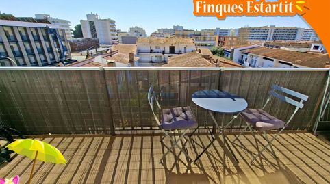 Apartamento de 3 dormitorios reformado y muy luminoso a 300m de la playa en LEstartit