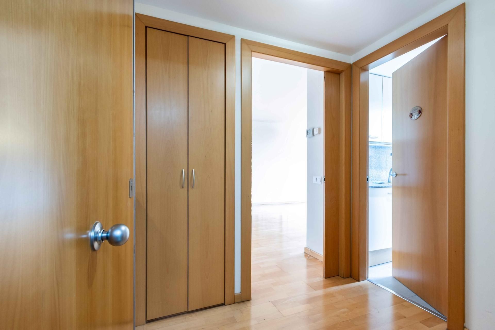 Flat for sale in Calle ALEMANYA , Centre , Centre - Sant Oleguer