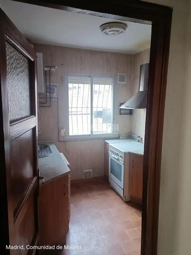 Kitchen of Flat for sale in Madrid