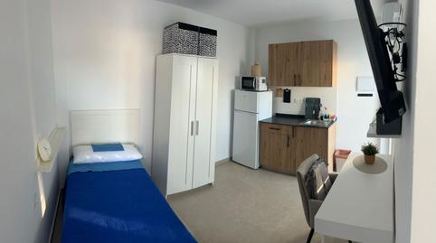 Foto 2 de Estudio de alquiler en Alameda Barceló, El Molinillo - Capuchinos, Málaga Capital