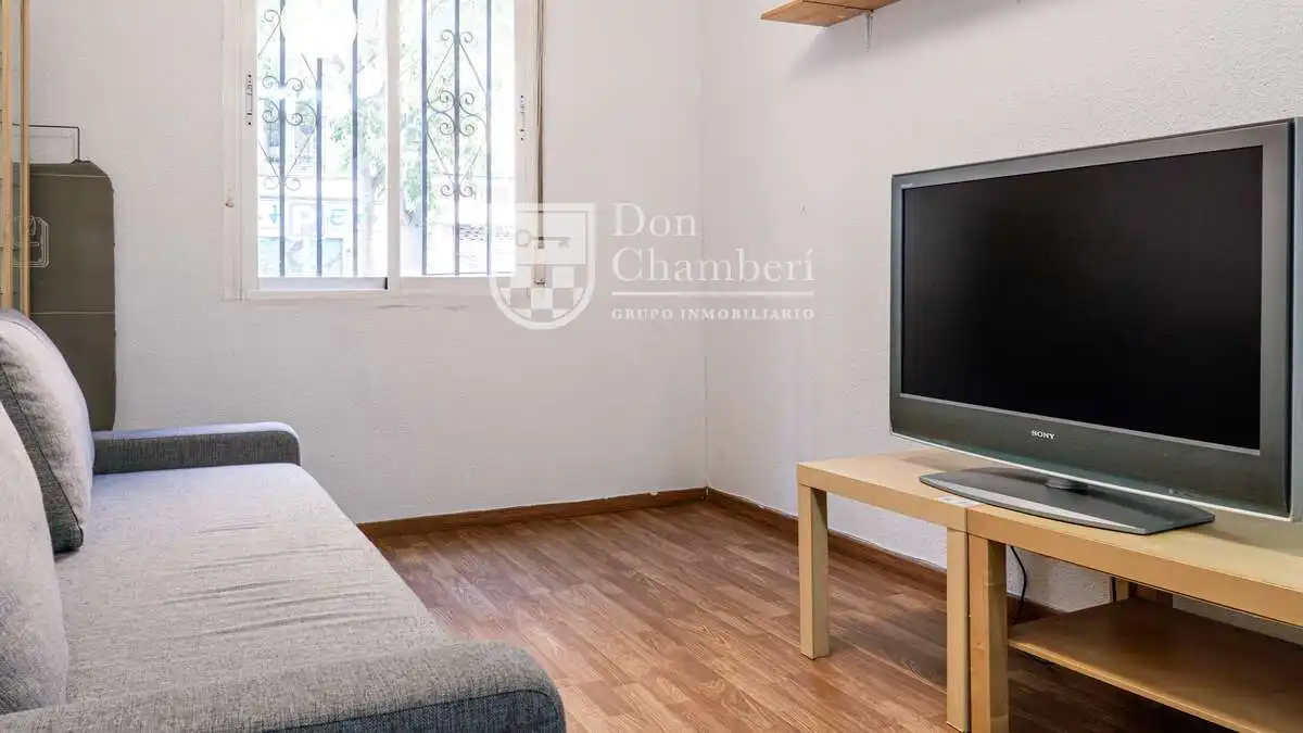 Sala de estar de Piso en venta en Madrid con Aire acondicionado, Calefacción y Amueblado