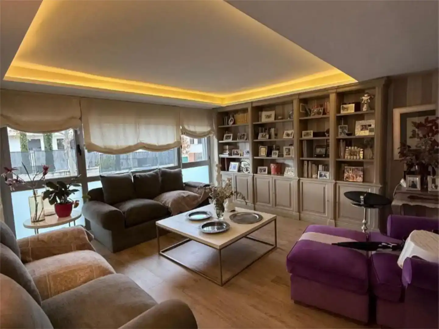 Sala de estar de Piso en venta en Boadilla del Monte con Aire acondicionado, Jardín privado y Piscina